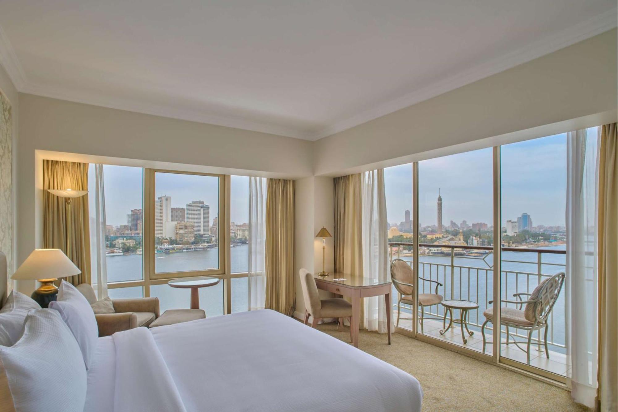 Hilton Cairo Grand Nile Hotell Eksteriør bilde Deluxe Nile View Room